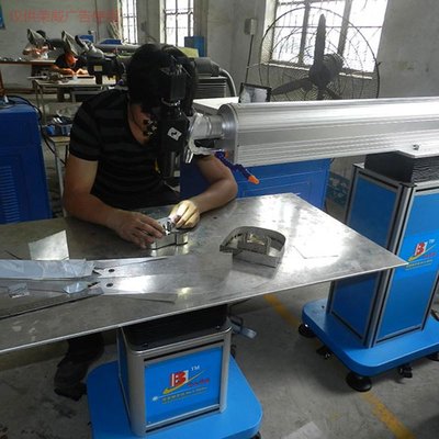 宿州大樓大堂標識標牌與榮威廣告在LED、商場及交通路牌中的應用